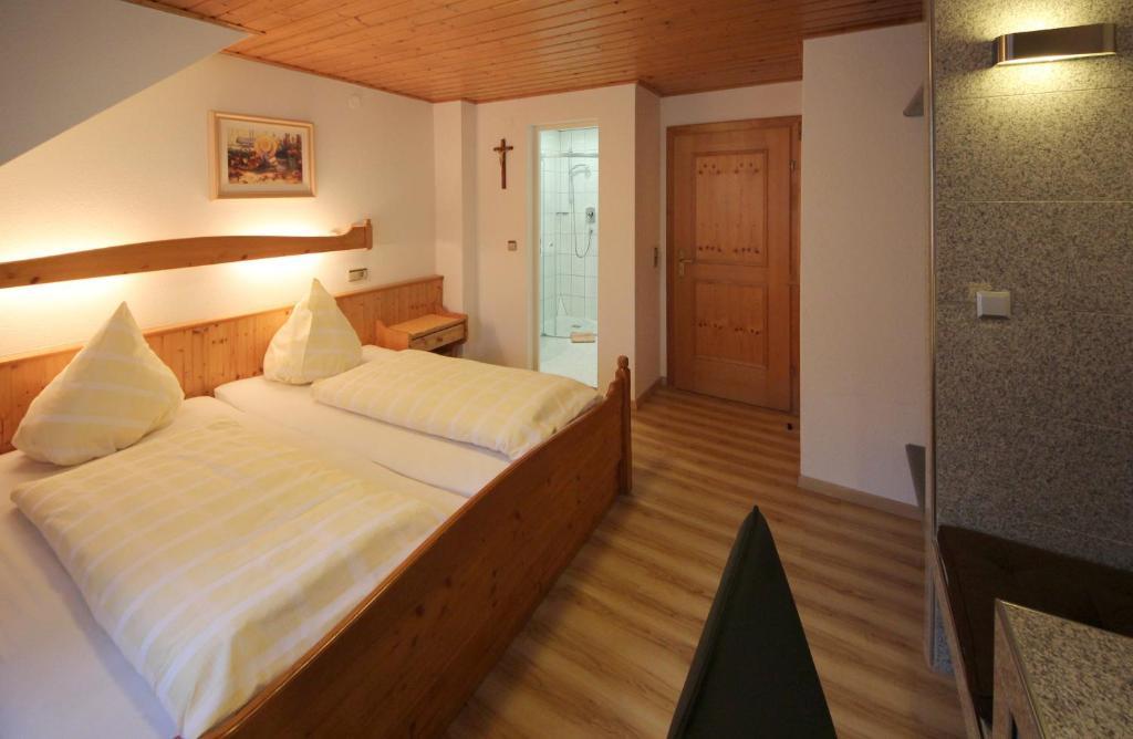 Hotel Krone Stuehlingen - Das Tor Zum Suedschwarzwald Extérieur photo